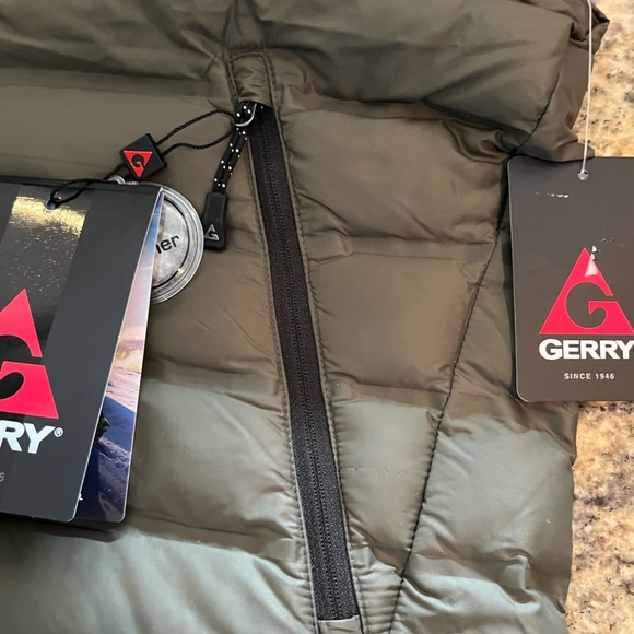 NWT Gerry Men’s Cross Ridge Down Puffer Vest - Picture 11 of 12